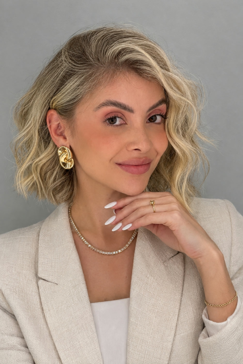 Retrato de Dra. Tácyla dos Santos na Nuvê